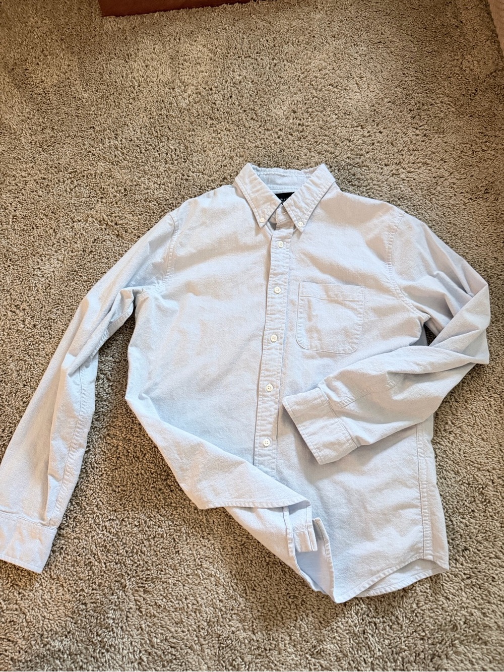 Abercrombie & Fitch Light blue Oxford Button-Up Men’s Medium